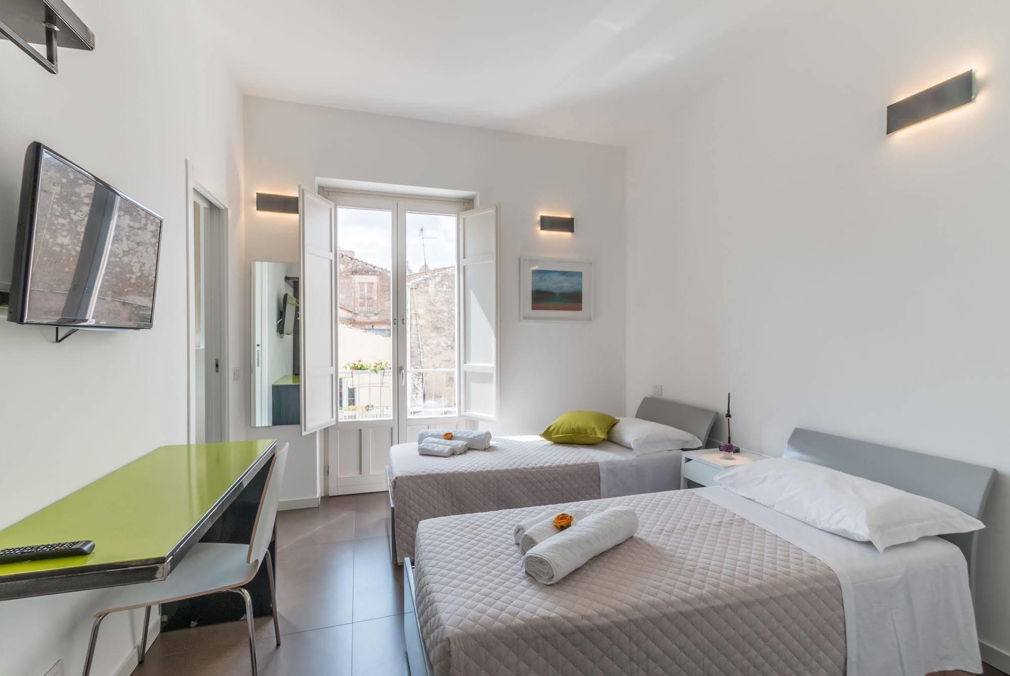 Terrazza Dei Sogni Bed & Breakfast Ragusa Ngoại thất bức ảnh