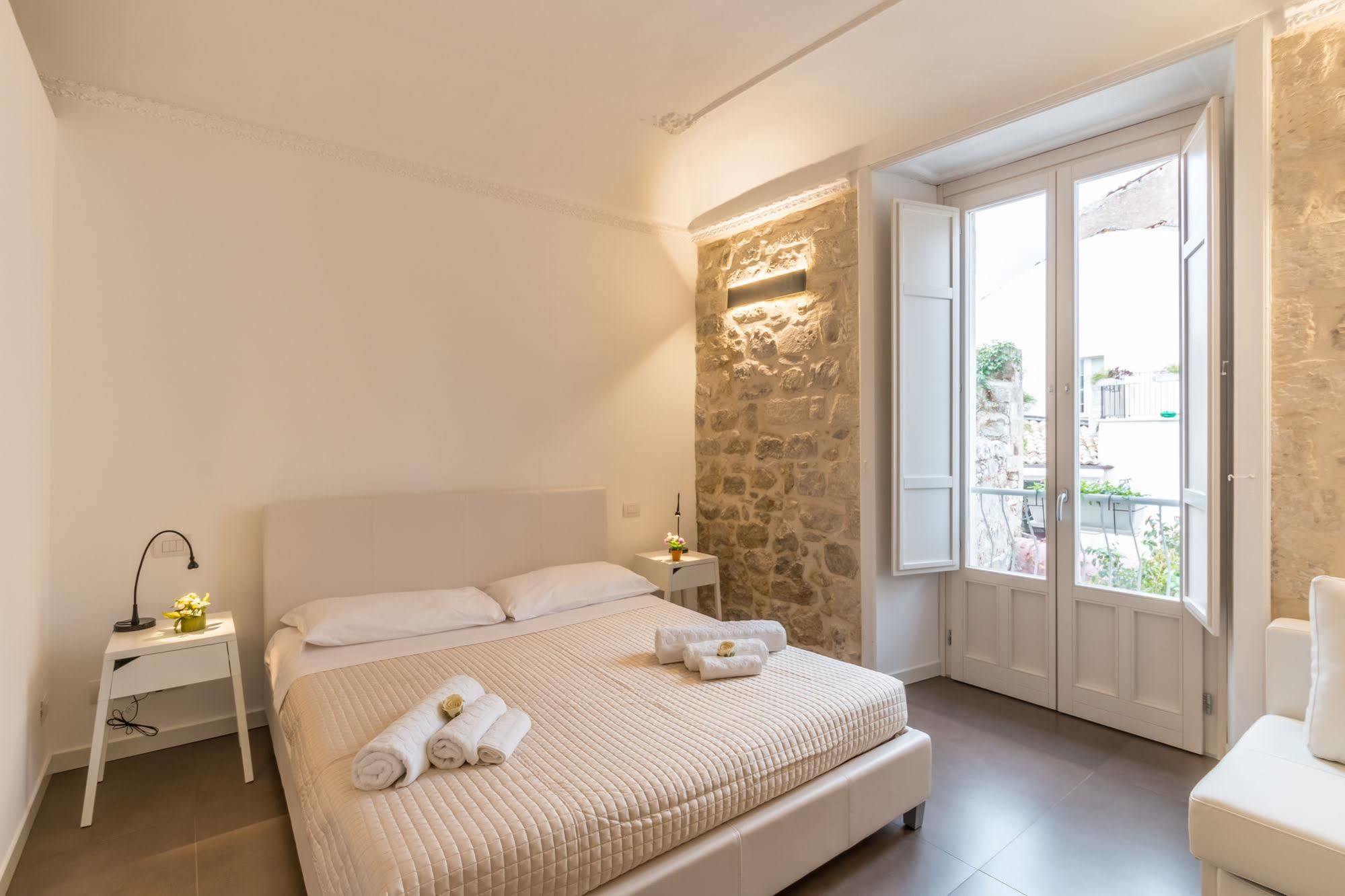 Terrazza Dei Sogni Bed & Breakfast Ragusa Ngoại thất bức ảnh
