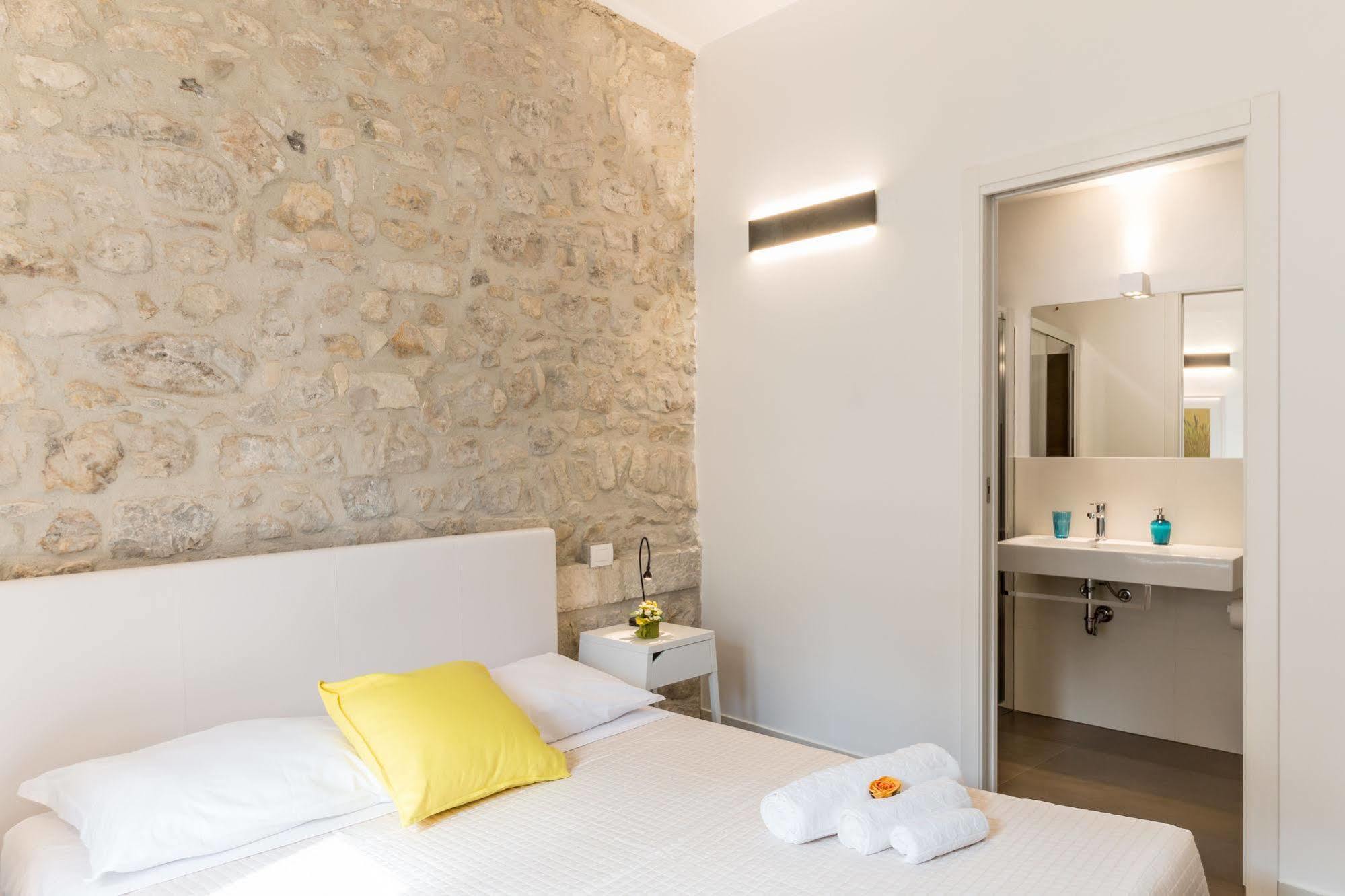 Terrazza Dei Sogni Bed & Breakfast Ragusa Ngoại thất bức ảnh