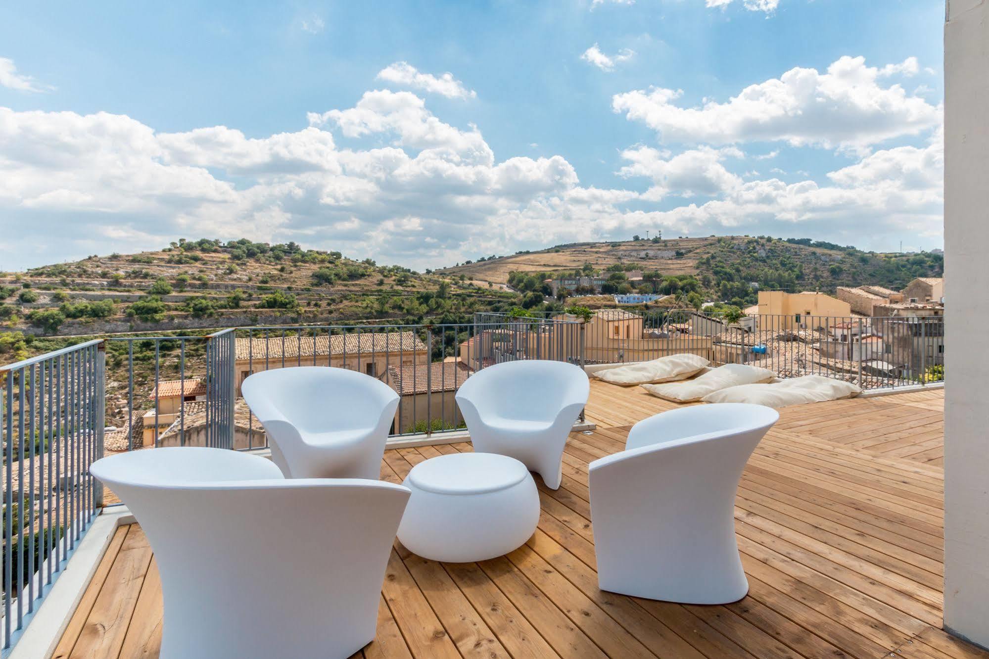 Terrazza Dei Sogni Bed & Breakfast Ragusa Ngoại thất bức ảnh