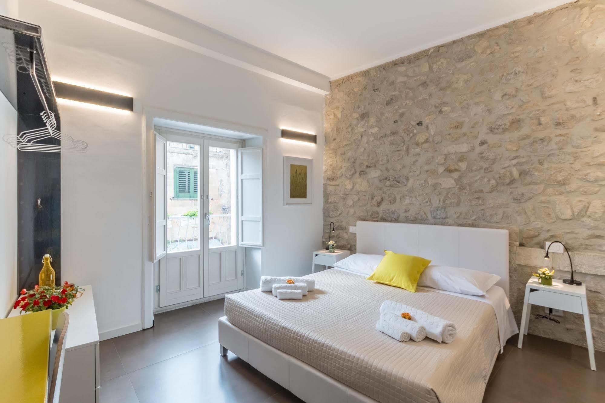 Terrazza Dei Sogni Bed & Breakfast Ragusa Ngoại thất bức ảnh